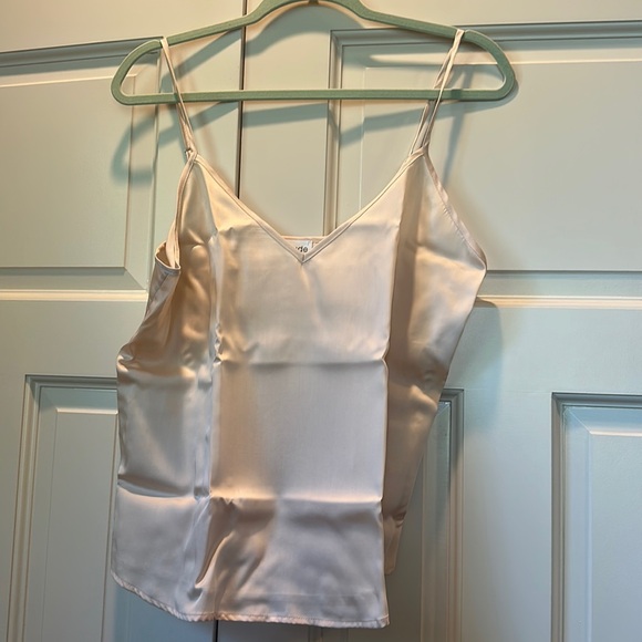 Ettitude Sateen Cami in Oat M - Picture 5 of 7